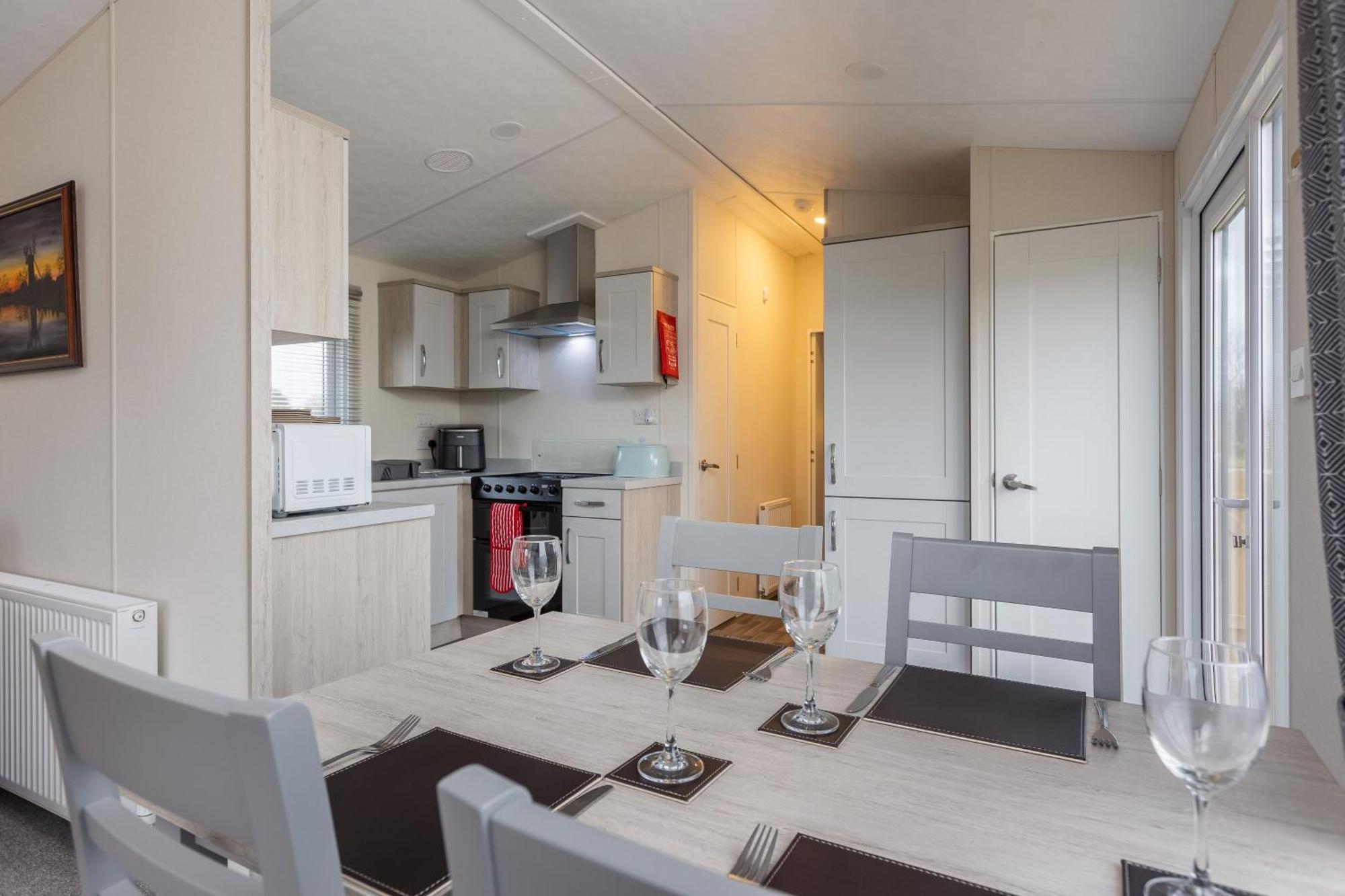 Deer View Lodge Close To Пикъринг Екстериор снимка